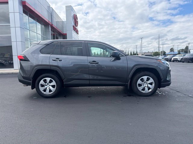 Certified 2023 Toyota RAV4 LE AWD/4WD image 8