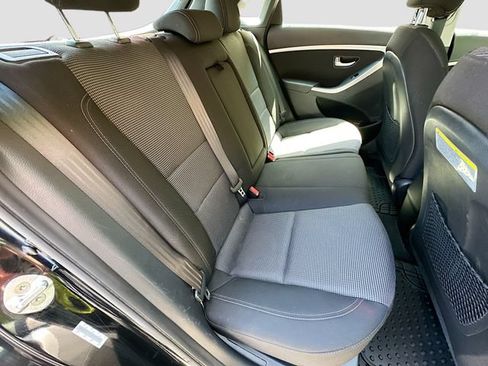 Used 2014 Hyundai Elantra GT FWD image 27