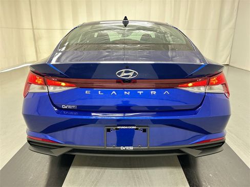 Used 2023 Hyundai Elantra SEL image 20