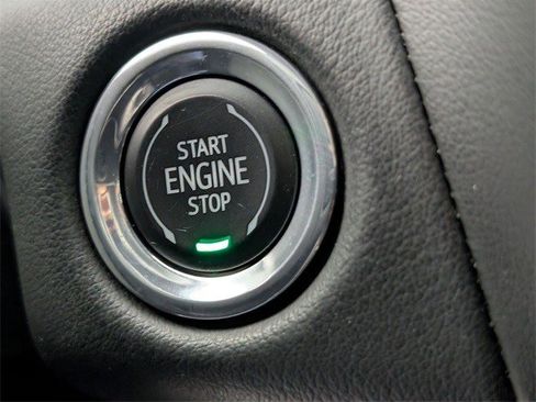 Certified 2023 Chevrolet Suburban Premier image 23