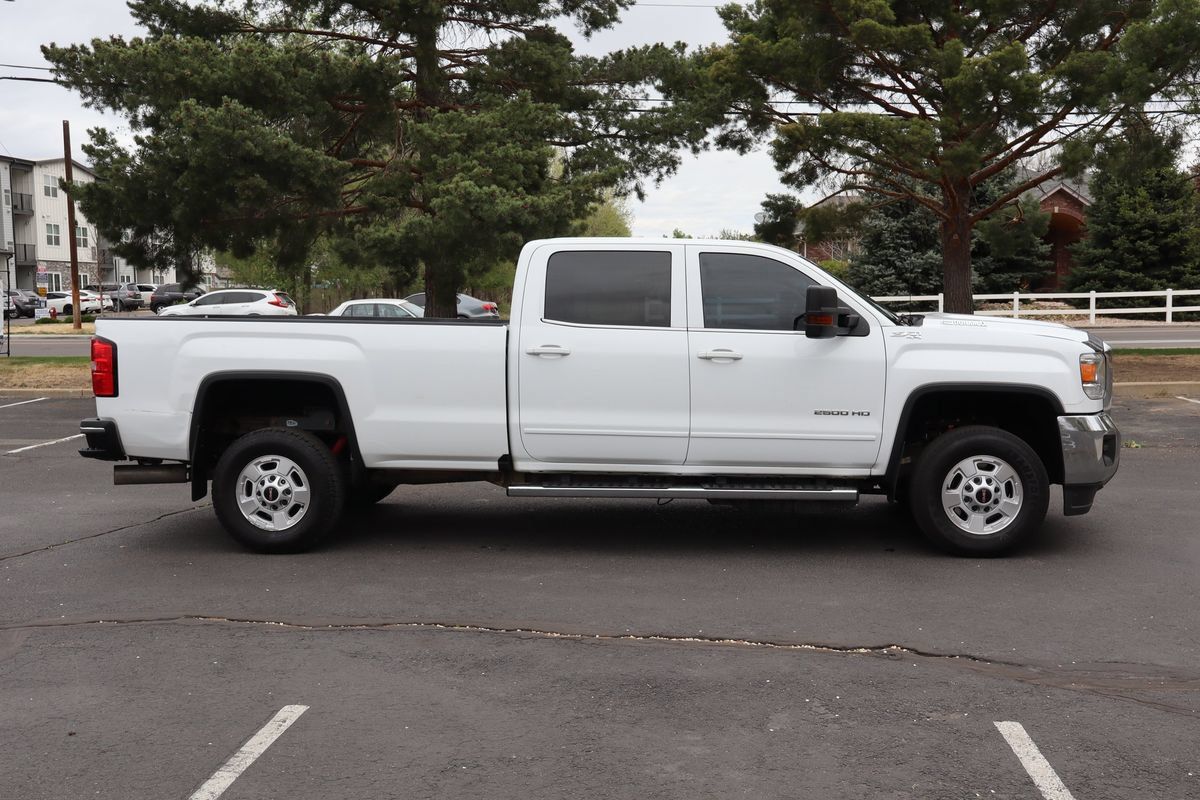 Used 2019 GMC Sierra 2500 SLE w/ Suspension Package, Off-Road AWD/4WD image 3