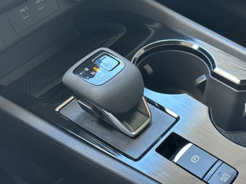 New 2026 Nissan Rogue SV FWD image 18