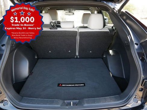 Used 2024 Mitsubishi Eclipse Cross SEL AWD/4WD image 12