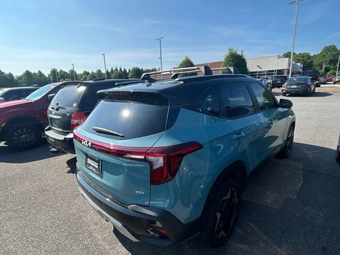 Certified 2025 Kia Seltos S AWD/4WD image 8