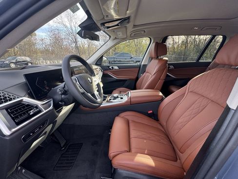 New 2026 BMW X7 xDrive40i w/ Executive Package image 12