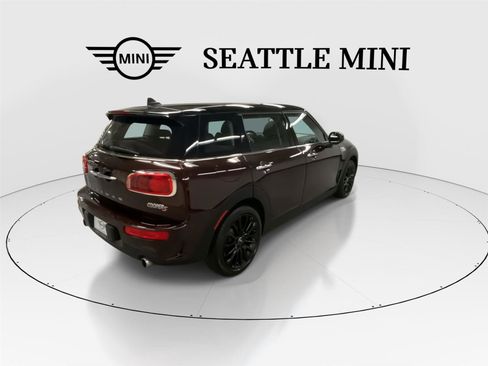 Used 2019 MINI Cooper Clubman S w/ Storage Package image 11