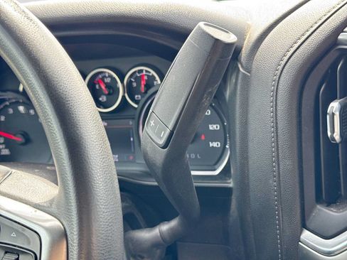 Used 2020 Chevrolet Silverado 1500 LT w/ LT Value Package AWD/4WD image 30
