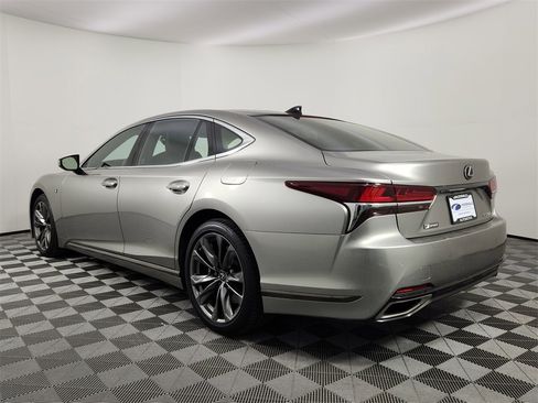 Used 2018 Lexus LS 500 F Sport image 3