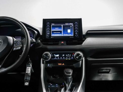 Certified 2022 Toyota RAV4 LE FWD image 14