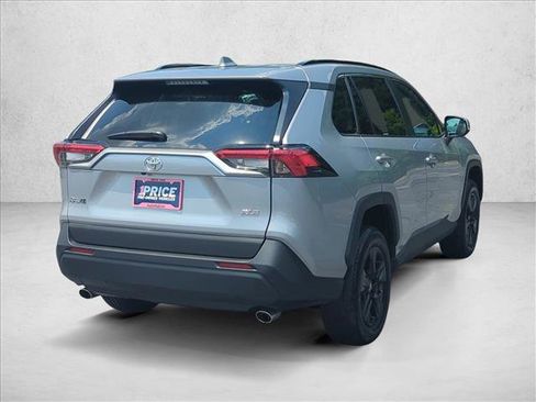 Used 2024 Toyota RAV4 XLE image 5