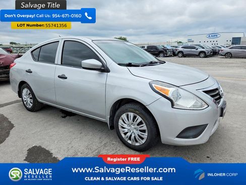 Used 2018 Nissan Versa S FWD image 5