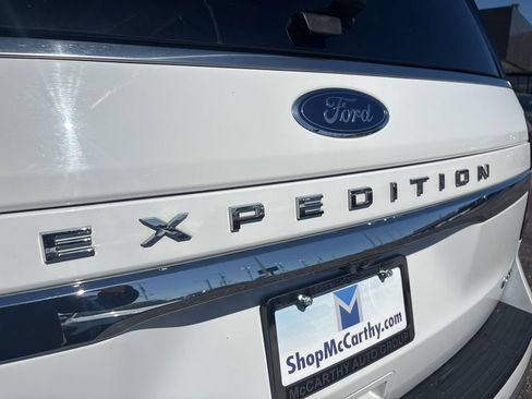 Used 2024 Ford Expedition Max Limited AWD/4WD image 11