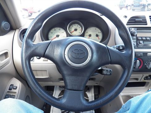 Used 2001 Toyota RAV4 2WD image 14