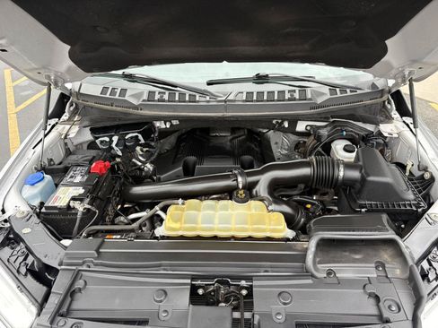 Used 2020 Ford F150 XLT w/ Equipment Group 302A Luxury AWD/4WD image 25