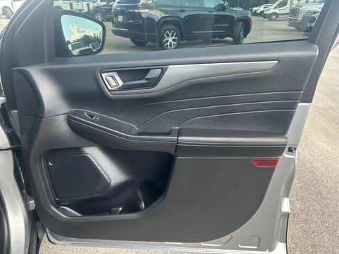 Certified 2023 Ford Escape Active image 27