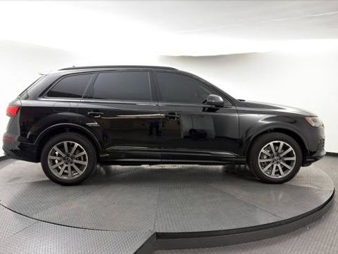 Used 2023 Audi Q7 2.0T Premium Plus w/ Premium Plus Package AWD/4WD image 9