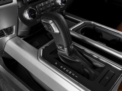 Used 2016 Ford F150 Platinum w/ Technology Package image 10