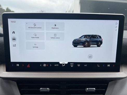 New 2026 Ford Explorer Active image 30