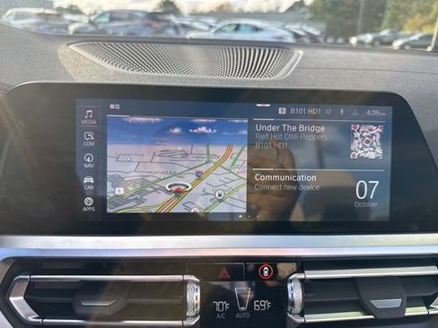 Used 2022 BMW 430i Convertible w/ M Sport Package image 25