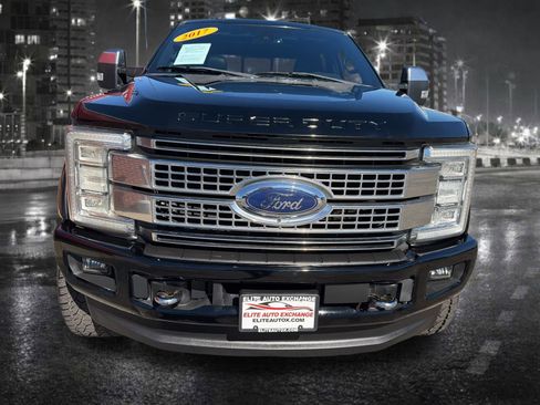 Used 2017 Ford F250 Platinum w/ Platinum Ultimate Package AWD/4WD image 14