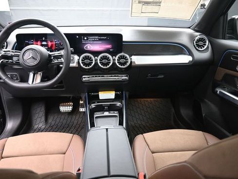 New 2026 Mercedes-Benz GLB 250 image 9