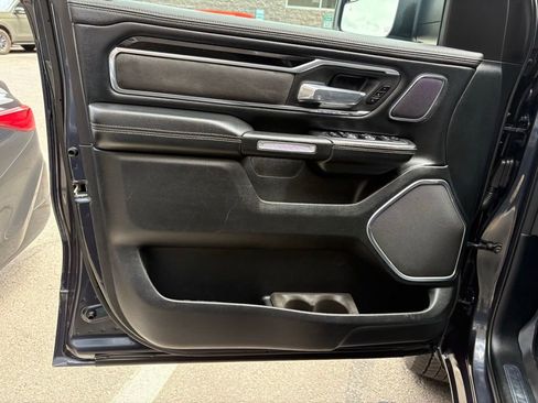 Used 2019 RAM 1500 Laramie AWD/4WD image 15