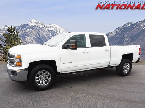 Used 2019 Chevrolet Silverado 2500 LT AWD/4WD image 1