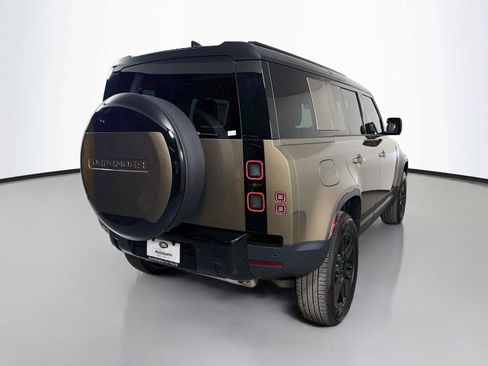 New 2026 Land Rover Defender 110 S AWD/4WD image 5