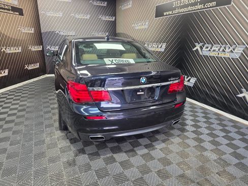 Used 2015 BMW 750Li image 12