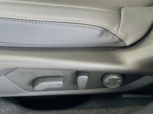 New 2026 Subaru Outback Limited XT image 19