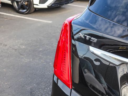 Used 2019 Cadillac XT5 Premium Luxury image 8