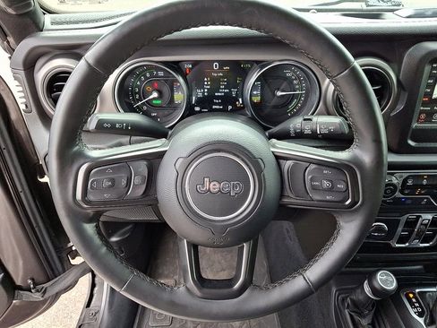 Used 2023 Jeep Wrangler Unlimited w/ Cold Weather Group AWD/4WD image 19