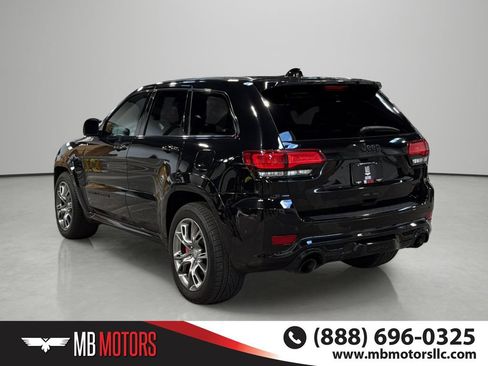 Used 2020 Jeep Grand Cherokee SRT w/ Trailer Tow Group IV AWD/4WD image 3