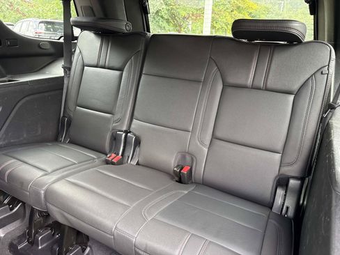 Used 2023 Chevrolet Tahoe RST AWD/4WD image 32