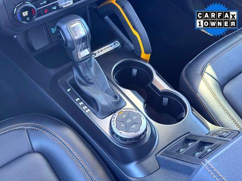 Used 2024 Ford Bronco Badlands image 25