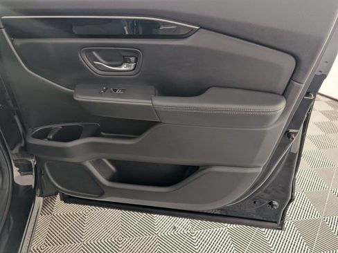 Used 2025 Honda Pilot EX-L image 34