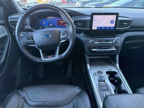 Used 2020 Ford Explorer ST w/ ST Street Pack image 12
