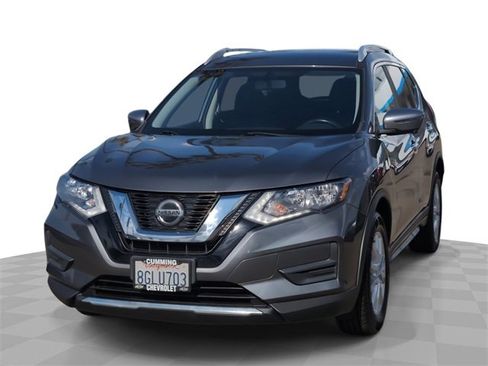 Used 2018 Nissan Rogue SV w/ Premium Package image 1