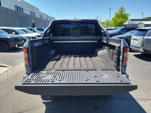 Used 2023 Nissan Frontier PRO-4X w/ Pro-4X Premium Package AWD/4WD image 10