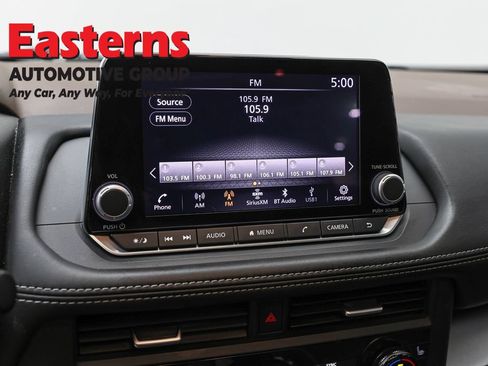 Used 2023 Nissan Rogue SV w/ SV Premium B Package AWD/4WD image 18