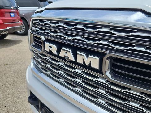 Used 2024 RAM 2500 Limited AWD/4WD image 13