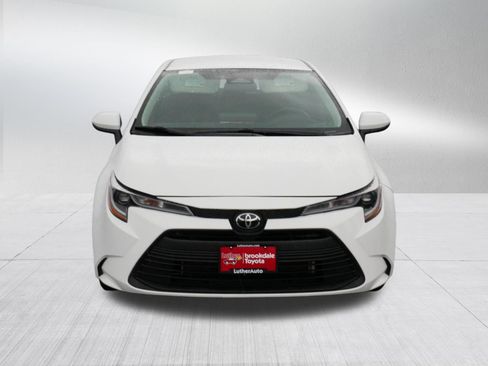 Certified 2024 Toyota Corolla LE FWD image 2