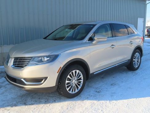 Used 2017 Lincoln MKX Select w/ Lincoln MKX Climate Package image 6