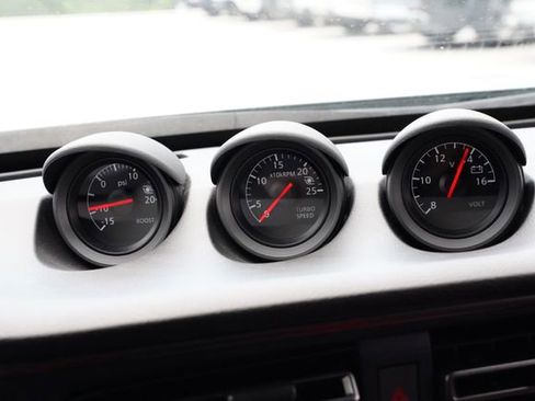 Used 2024 Nissan Z Performance w/ Floor Mat Package RWD image 25