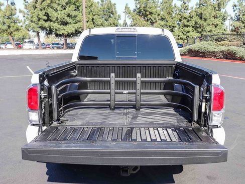 Certified 2023 Toyota Tacoma TRD Sport w/ Black Out Package (TMS) AWD/4WD image 31