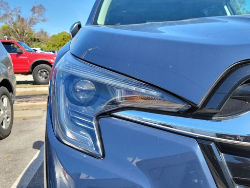 Used 2023 Subaru Ascent Touring image 8