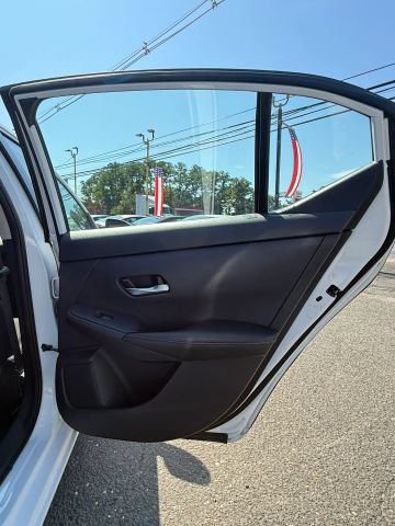 Used 2023 Nissan Sentra SV FWD image 12