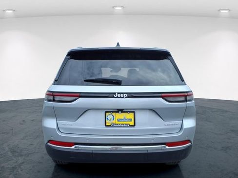 New 2026 Jeep Grand Cherokee Laredo AWD/4WD image 8