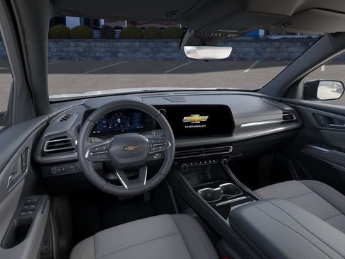 New 2026 Chevrolet Traverse LT image 15