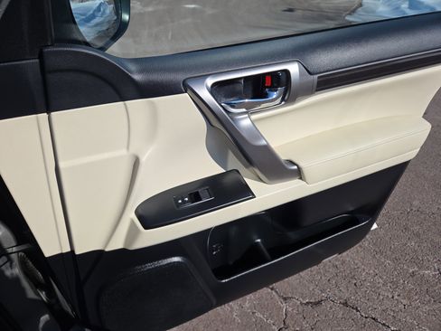 Certified 2023 Lexus GX 460 Premium image 17